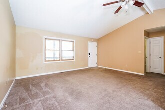 1466 Maria Ave in Franklin, IN - Building Photo - Building Photo