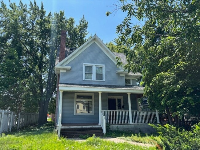 property at 1822 Iglehart Ave