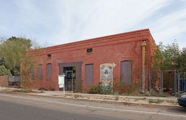 719 S 4th Ave in Tucson, AZ - Foto de edificio - Building Photo