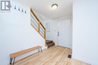 21 Briarlea Rd in Guelph, ON - Building Photo - Building Photo