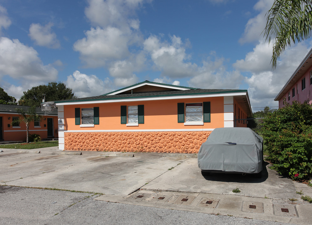 Vero Beach Apartments in Vero Beach, FL - Building Photo