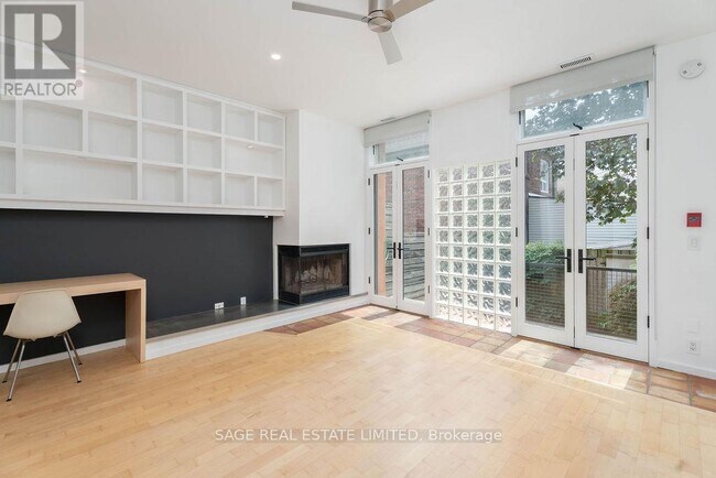 34 Claremont St in Toronto, ON - Building Photo - Building Photo