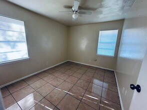 517 Davidson Dr in Garland, TX - Building Photo - Building Photo