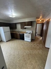 205 Debbie Dr in Eaton, OH - Building Photo - Building Photo