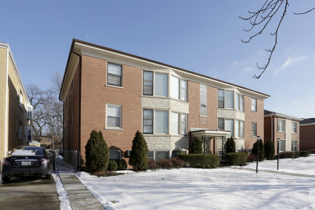 1321 N Harlem Ave in Oak Park, IL - Foto de edificio - Building Photo