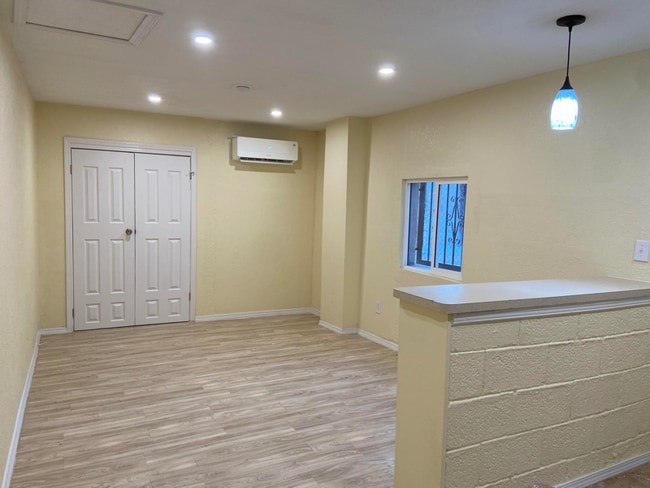 2221 Gold Ave in El Paso, TX - Building Photo - Building Photo