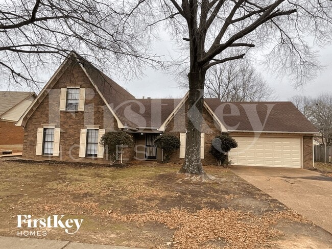 property at 7600 Lowrance Rd