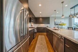 502 Palisade Ave in Jersey City, NJ - Building Photo - Building Photo