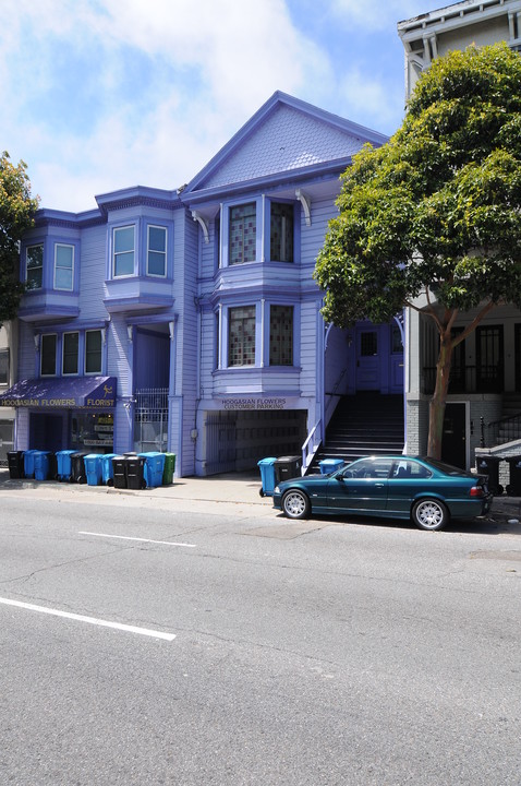 1668 Lombard St in San Francisco, CA - Building Photo