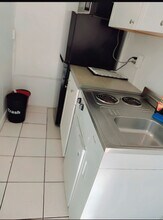 1390 NW 29th Ave in Miami, FL - Building Photo - Building Photo