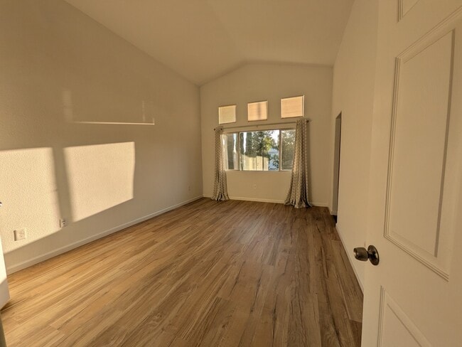 property at 583 Hildale Cir