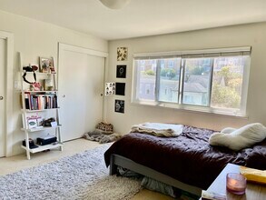 1998 Pacific Ave, Unit 302 in San Francisco, CA - Building Photo - Building Photo