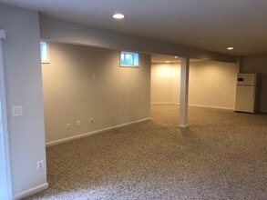 10623 Red Wine Ct in Manassas, VA - Building Photo - Building Photo