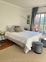 5950 Buckingham Pky, Unit 305 in Culver City, CA - Building Photo