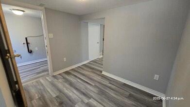 208 Bayfield St in Barrie, ON - Building Photo - Building Photo
