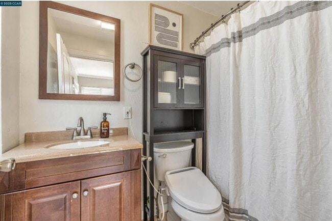 2230 Pomona Ave in Martinez, CA - Building Photo - Building Photo