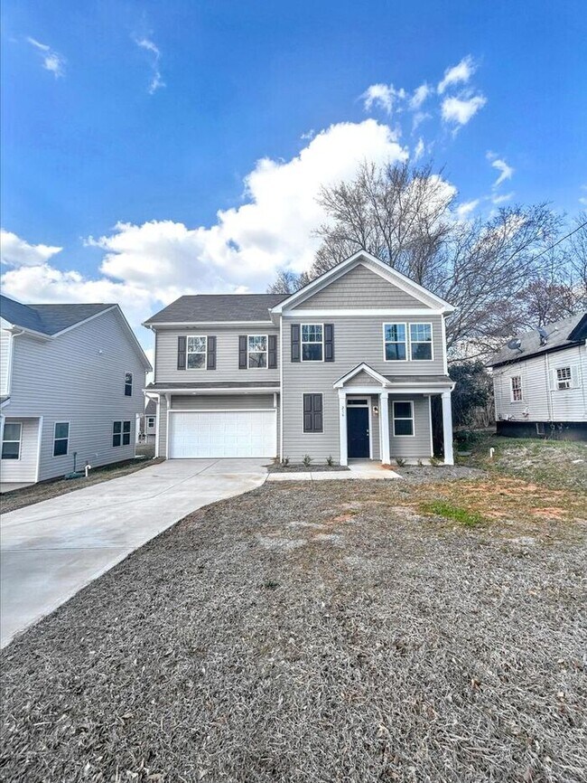 216 Lee St in Shelby, NC - Building Photo - Building Photo