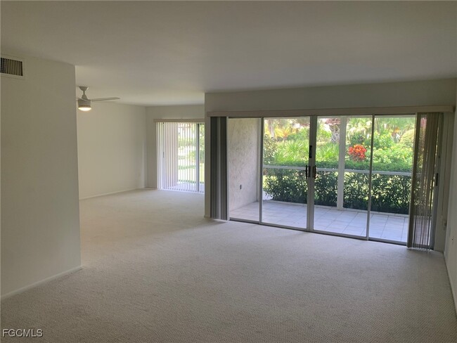 4150 Belair Ln in Naples, FL - Building Photo - Building Photo