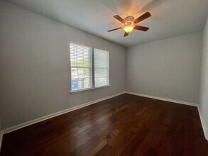 609 W Odell St in Austin, TX - Building Photo - Building Photo