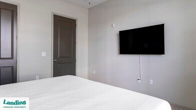 3505 W Sam Houston Pkwy S, Unit 6-6110 in Houston, TX - Building Photo - Building Photo