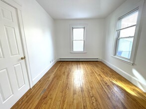 23 Haskell St, Unit 23 in Boston, MA - Building Photo - Building Photo