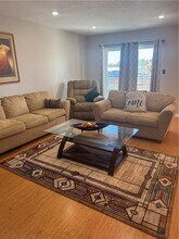 318 Lake Marina Ave, Unit 305 in New Orleans, LA - Building Photo - Building Photo