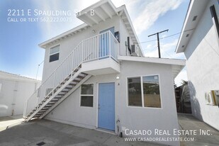 2211 E Spaulding St in Long Beach, CA - Building Photo