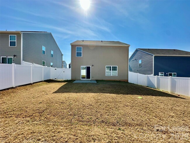 1603 Blue Velvet Ln in Dallas, NC - Building Photo - Building Photo