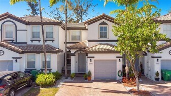 7806 NW 116 Pl, Unit 19188 in Medley, FL - Building Photo