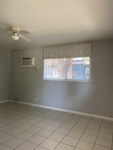 1731 NE 24th Ave, Unit 3 in Pompano Beach, FL - Building Photo - Building Photo