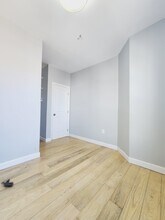 201 Olean Ave in Jersey City, NJ - Building Photo - Building Photo