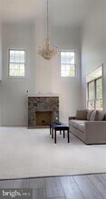 8186 Madrillon Oaks Ct in Vienna, VA - Building Photo - Building Photo