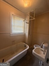 902 1st St in Lanett, AL - Building Photo - Building Photo