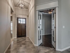2341 Los Angeles Ave in Edmond, OK - Building Photo - Building Photo