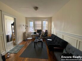 213 Kelton St in Boston, MA - Building Photo