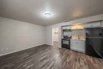 4808 Bryce Ave in Fort Worth, TX - Building Photo - Building Photo