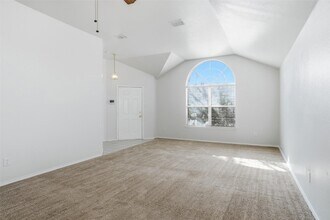 5517 Timber Ridge Ct in Watauga, TX - Building Photo - Building Photo