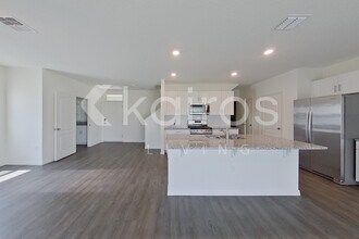 32150 Katelin Cir in Leesburg, FL - Building Photo - Building Photo