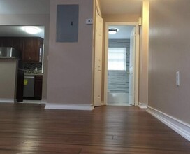 37 Grandview Dr, Unit 37 D in Farmington, CT - Building Photo - Building Photo