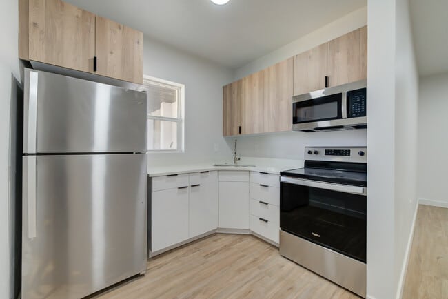 404 E 5600 S in Murray, UT - Building Photo - Building Photo