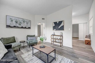 10348 Westmar Rd in Jacksonville, FL - Building Photo - Building Photo