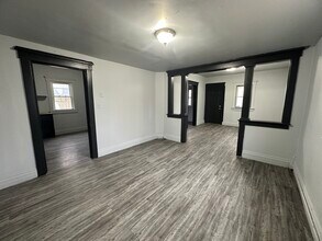 1206 Martin St in Danville, IL - Building Photo - Building Photo