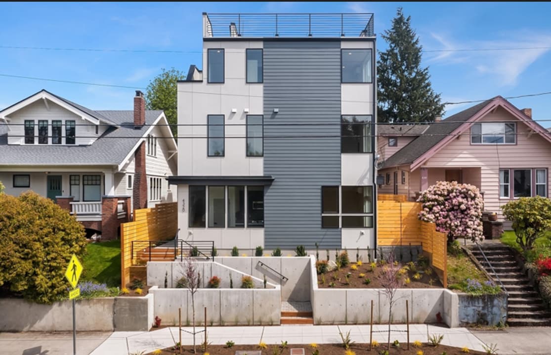 4320B Wallingford Ave N in Seattle, WA - Building Photo
