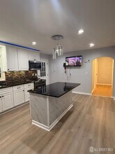 84 2nd St in Woodbridge Township, NJ - Building Photo - Building Photo