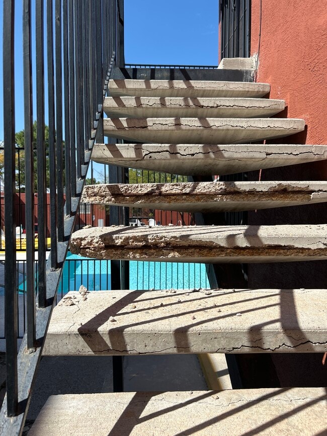 2800 Vail Ave SE, Unit 230 in Albuquerque, NM - Building Photo - Building Photo