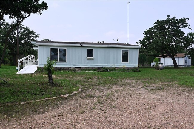 146 Red Bud Trail S in Elgin, TX - Building Photo - Building Photo