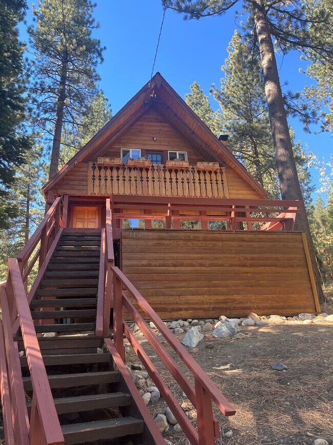 115 Tiger Tail Rd in Olympic Valley, CA - Building Photo - Building Photo
