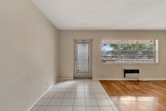 145 Bedford F in West Palm Beach, FL - Building Photo - Building Photo