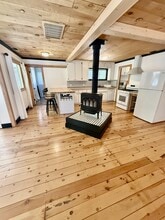 15697 Lakewood Ln in Grass Valley, CA - Building Photo - Building Photo