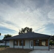 3550 E Roosevelt St in Lake Charles, LA - Building Photo